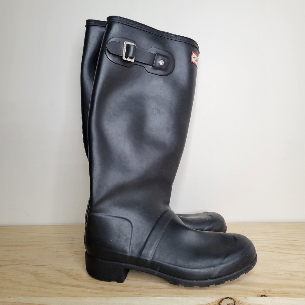 Hunter tall black rain boots rubber boots 6